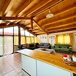 Con Piscina Domek letniskowy Centuripe