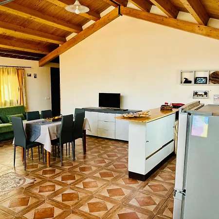 Lodge Con Piscina *